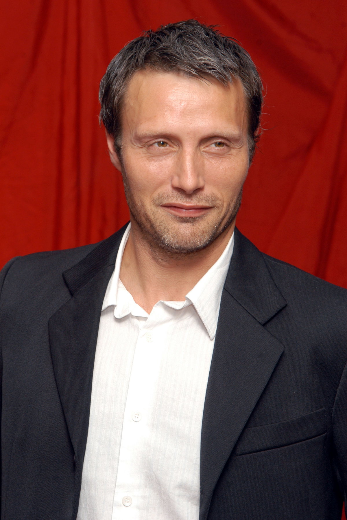 Mads Mikkelsen
