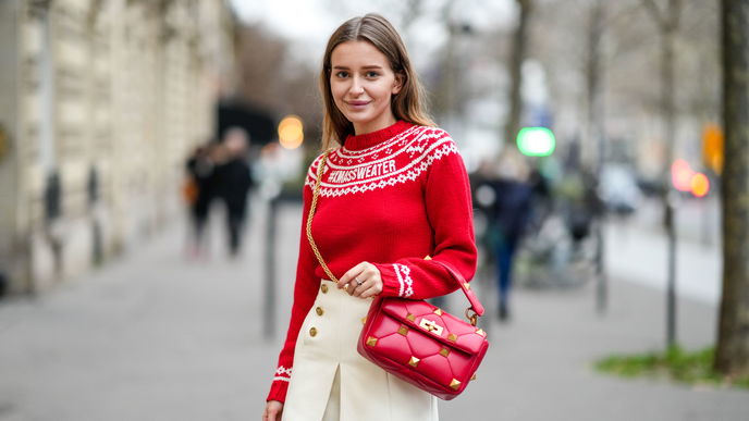 Ugly Christmas Sweater: So stylst du den ausgefallenen Pullover zu Weihnachten