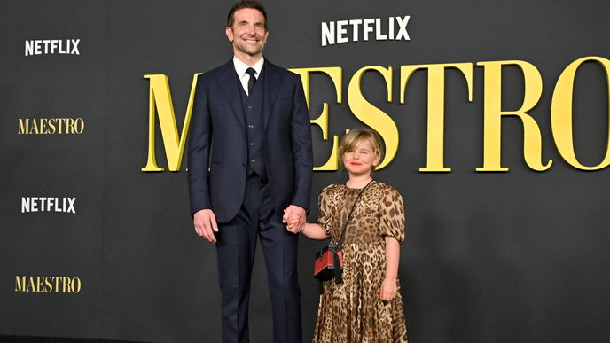 Bradley Cooper: Großes Debut! Tochter Lea (6) mit bei “Maestro” Filmpremiere auf dem roten Teppich