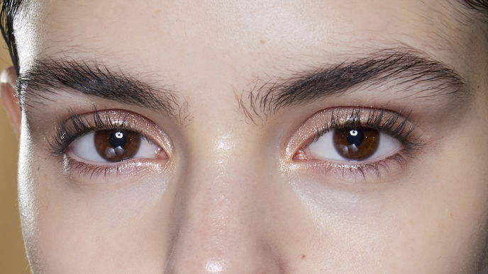 Diese Trend-Mascara lässt deine Augen 2026 größer wirken – unter 10 Euro!