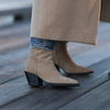Diese Wildlederstiefel sind die einzigen, die du brauchst