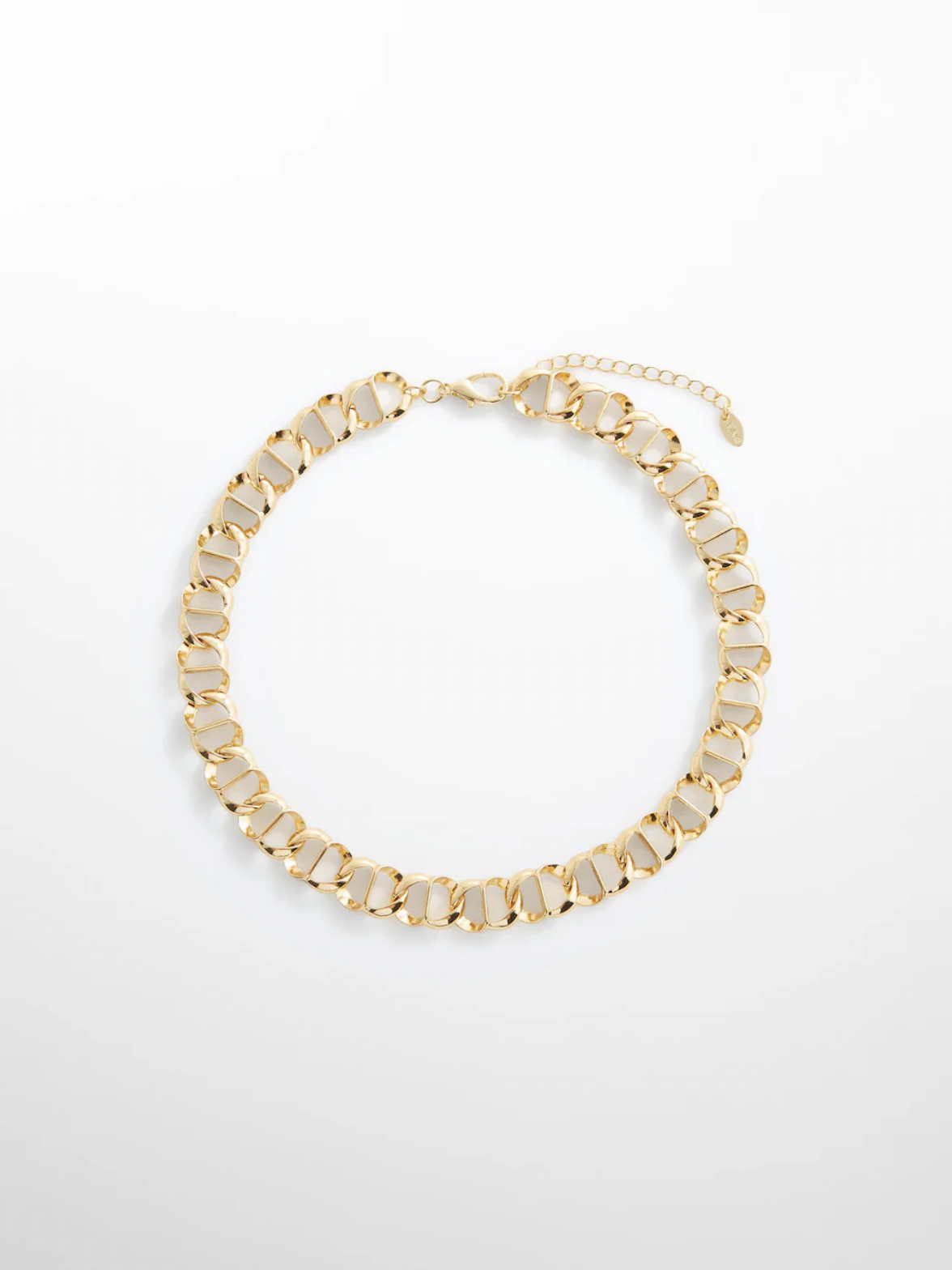 Shine bright! Mit der goldenen Gliederkette von Mango für 20 Euro bringst du die beschenkte Person garantiert zum Strahlen.