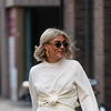 "Champagne Grey Brown" ist DIE Trend-Haarfarbe 2024
