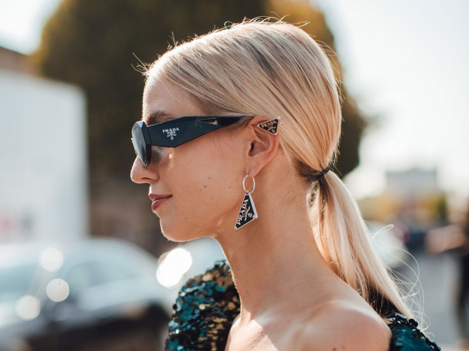 Trend-Frisur: 3 Styling-Fehler, die dir deinen „Aussie Slickback“ versauen