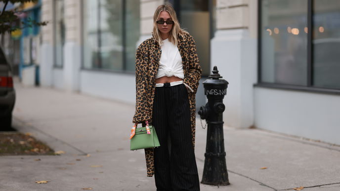 So stylst du das Leoparden-Muster trendsicher 