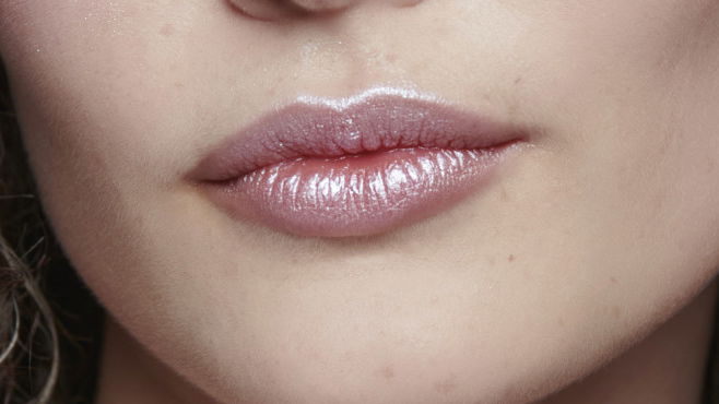 "Frosted Lips" sind der Eisprinzessinnen-Look für die Festtage