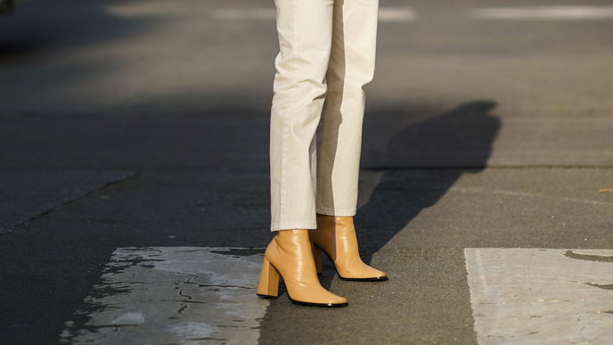 Alle Französinnen setzen im Frühling auf Trend-Stiefel in dieser Farbe