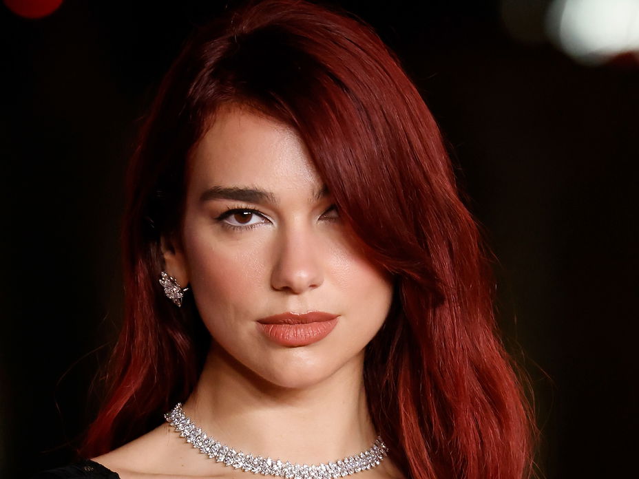 Dua Lipa rote Haare