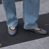 Mit diesem Trick tragen Mode-Profis Ballerinas im Frühling 2024