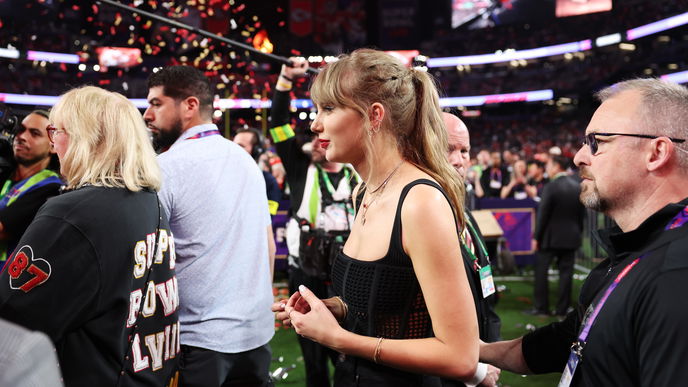 Super Bowl 2024: Mit diesem Outfit setzt Taylor Swift einen neuen Mode-Trend