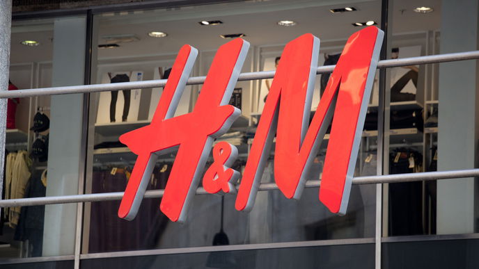 Den Trenchcoat von H&M würde dieser Star sofort tragen