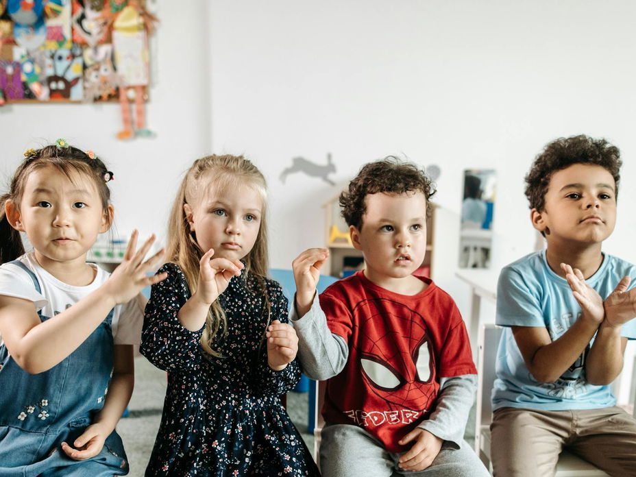 Kinder im Kindergarten