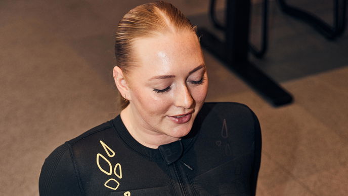 Ich habe EMS Training getestet: So effektiv ist das Workout wirklich