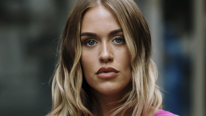 "Honey Lights" verleihen deinen Haaren im Sommer einen sonnengeküssten Look