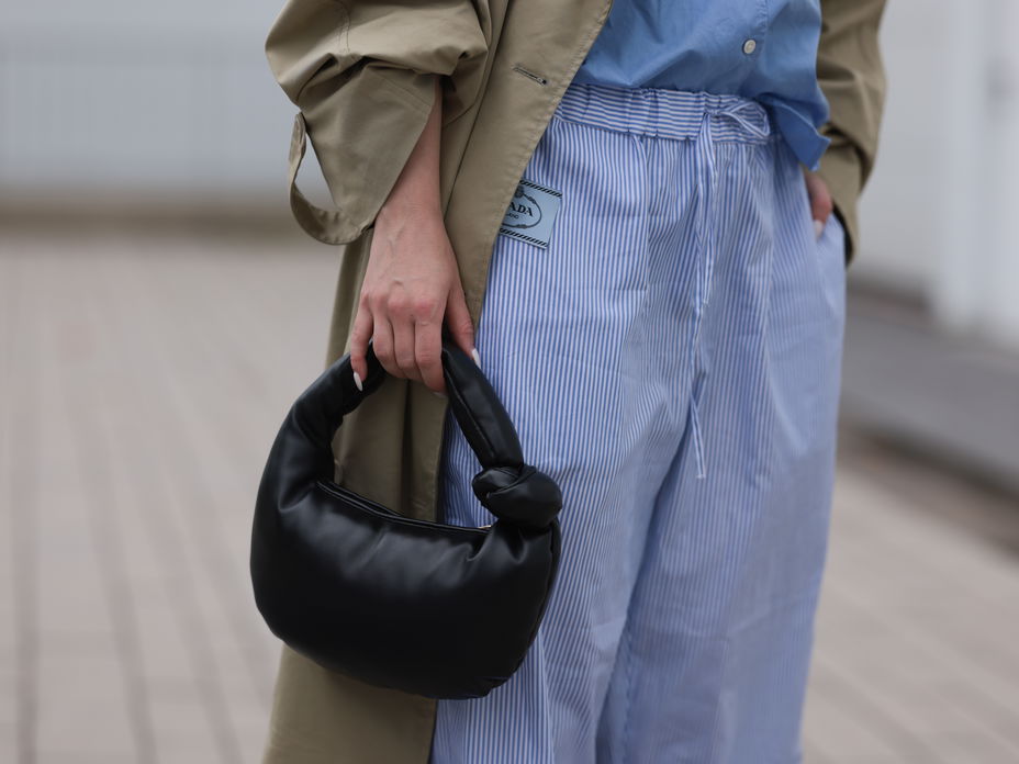 Maria Barteczko mit Pyjamahose