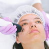 Hydradermabrasion: Alle Infos über die Gesichtsbehandlung