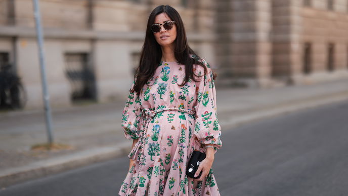 Schwangerschaftsoutfits: 3 schöne Looks mit Babybauch