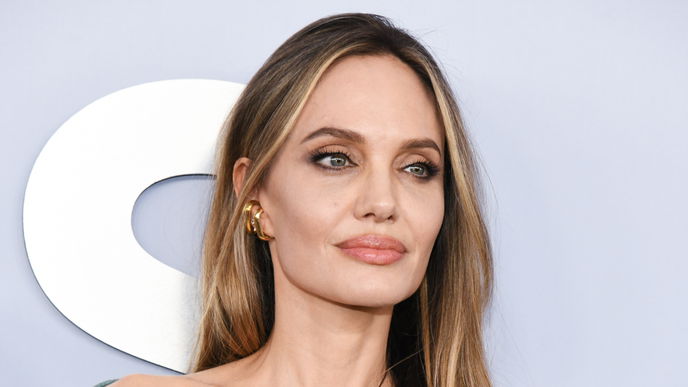 Angelina Jolie Frisuren: Die schönsten Hairstyles der Schauspielerin