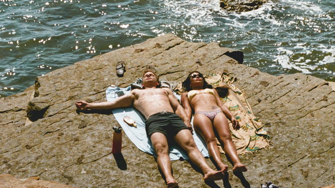 Dating im Urlaub: 3 Gründe, warum es sich lohnt, auf Reisen bei Tinder, Bumble und Co. zu swipen