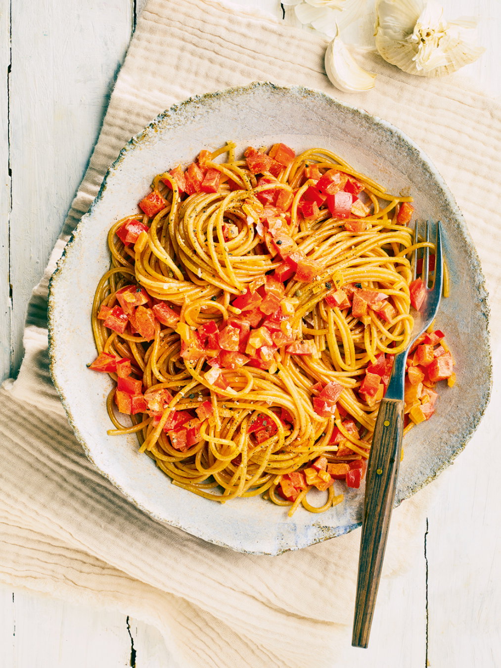 Spaghetti mit Paprikasauce