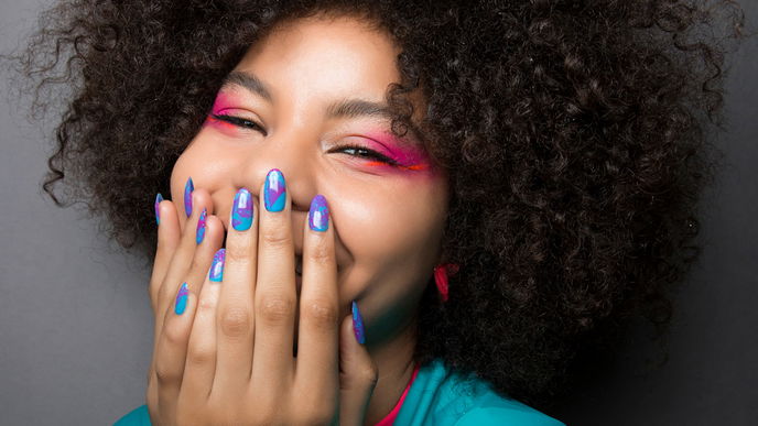  Nagel-Trend 2025: Diesen Sommer setzen wir auf "Ice Cream Nails"