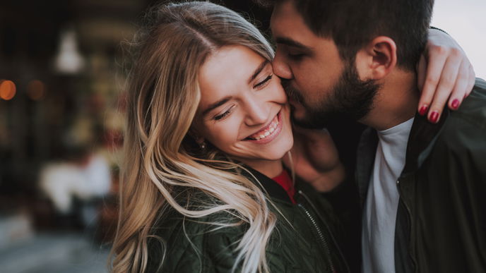 Love is in the air! Das große Juli-Liebeshoroskop für alle 12 Sternzeichen