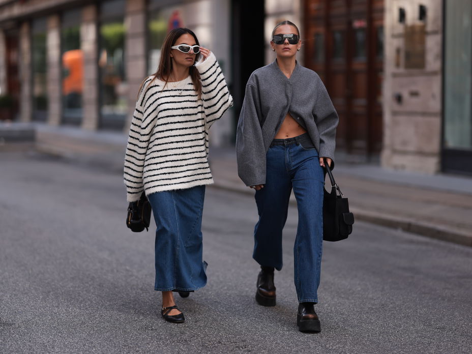 Zwei Frauen mit Pullovern in Kopenhagen