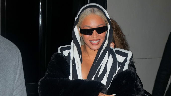 Beyoncé setzt mit "Denim-Nails" DEN Nagel-Trend im Herbst