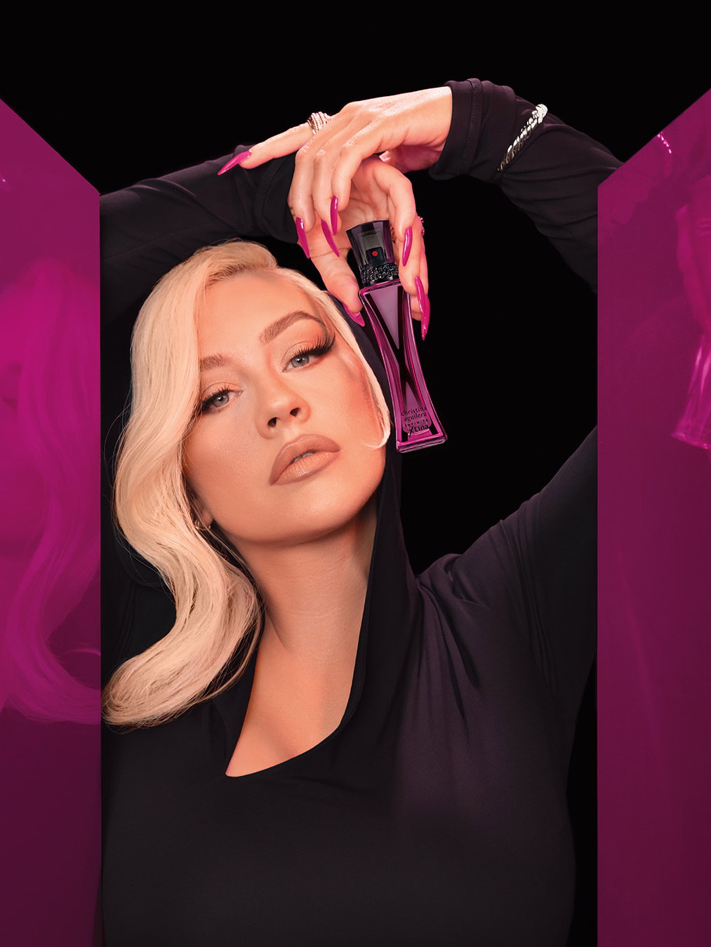 Christina Aguilera zeigt ihren neuen Duft Infinite Xtina.
