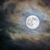 Für diese 3 Sternzeichen folgt auf den Supermond ein Streit