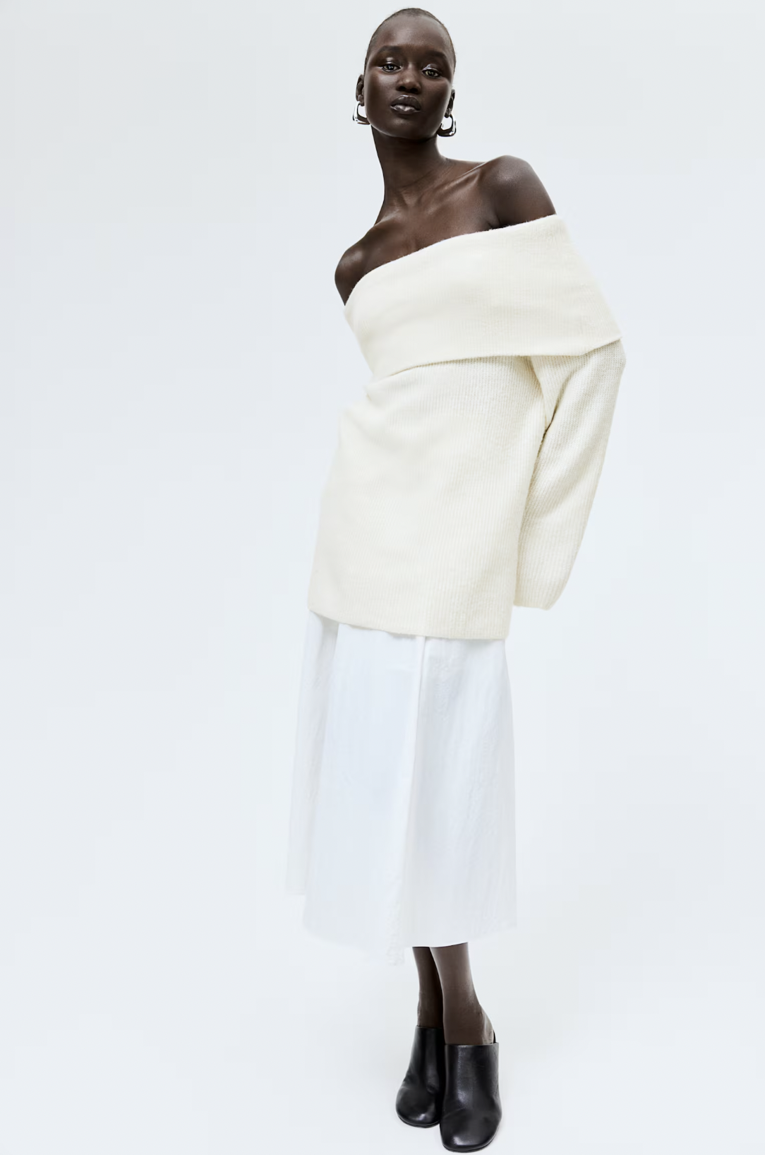 Jolie loves: Schulterfreier Pullover