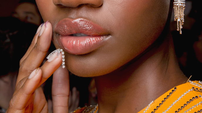 Dieser neue Nagel-Trend lässt French Nails alt aussehen