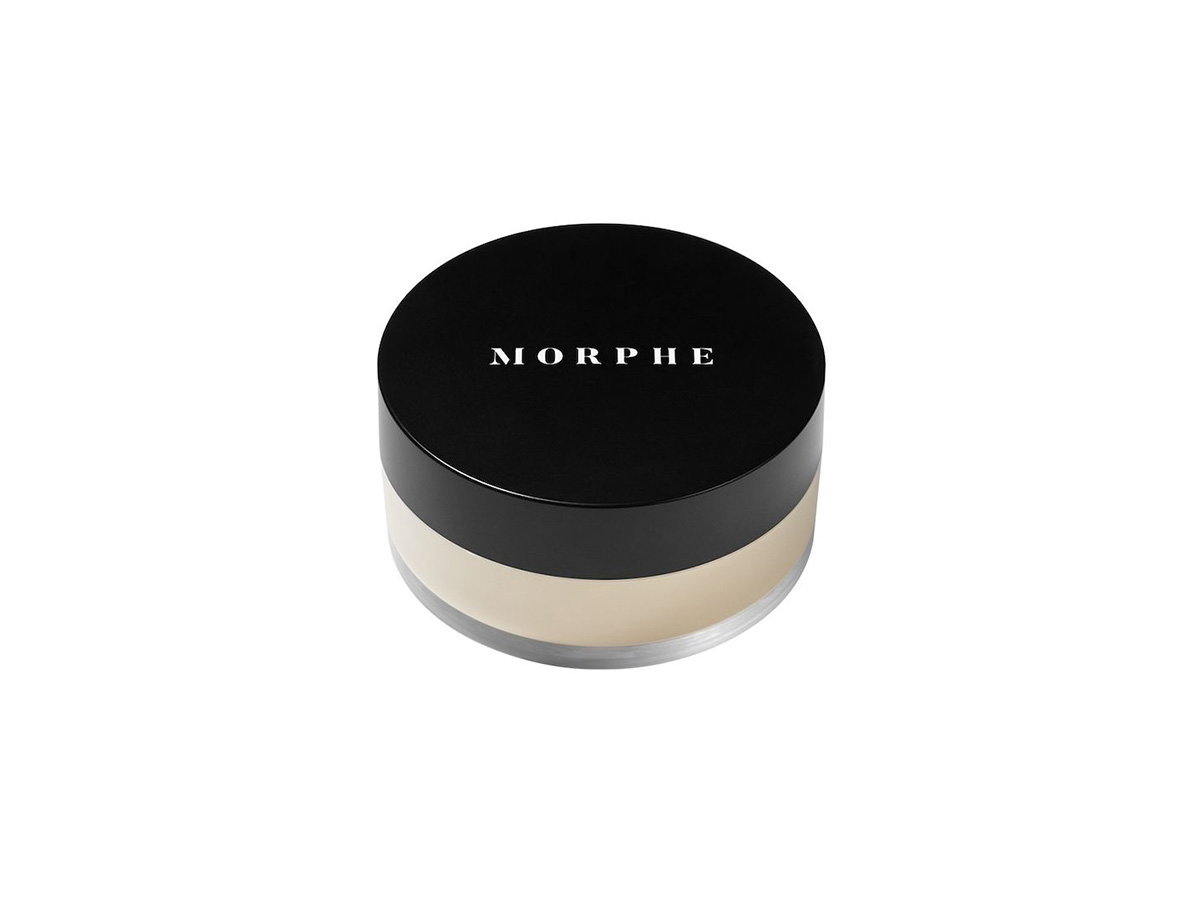 Mit dem Morphe Bake & Set Soft Focus Setting Powder verabschieden wir uns bis zu 24 Stunden lang von unerwünschtem Glanz und freue dich über ein perfekt fixiertes Make-up, das bis zu 16 Stunden lang hält.
