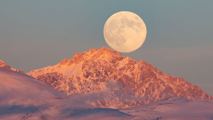 Schneemond: Für 3 Sternzeichen wendet sich das Schicksal