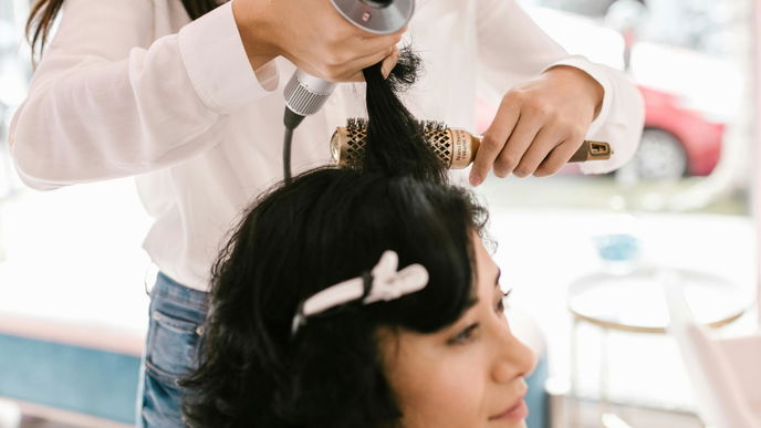 Das ist der beste Haarschnitt für den perfekten Blowout – laut Experte