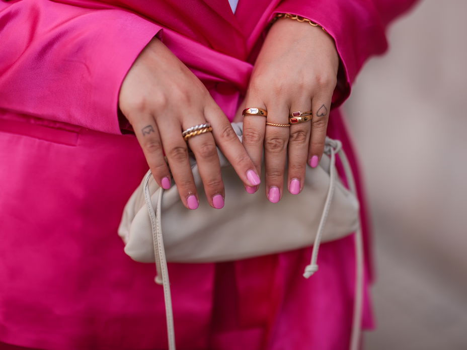 Pinke Nägel