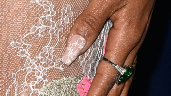 Lace French Nails: Auf diesen Nagel-Trend setzen die Skandi-Girls