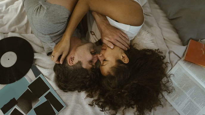Diese Sexstellung passt zu deinem Sternzeichen – laut Kamasutra