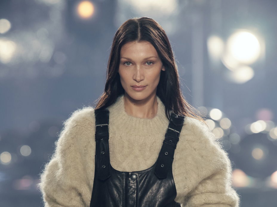 Fans sind überrascht: So sieht Bella Hadid mit blonden Haaren aus