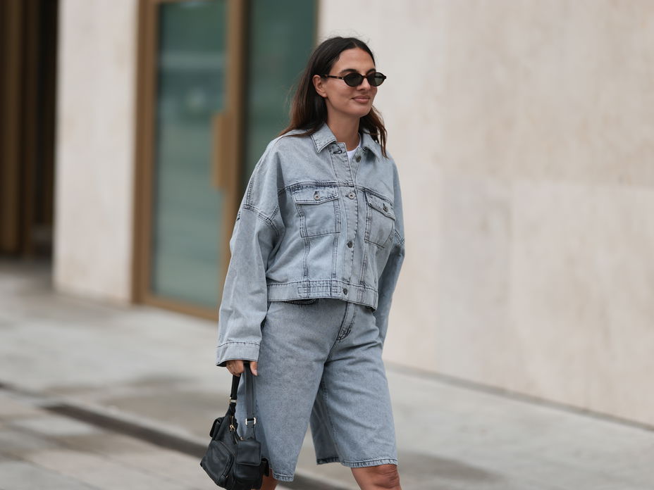 Anna Winter mit Sonnenbrille