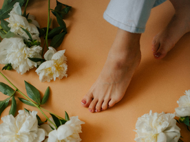 Pediküre-Trends 2026: Die 10 schönsten Nageldesigns für deine Füße im Spätsommer