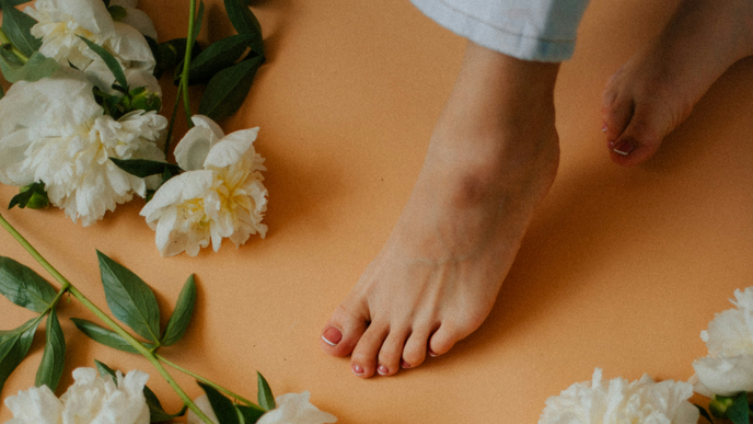 Pediküre-Trends 2026: Die 10 schönsten Nageldesigns für deine Füße im Spätsommer