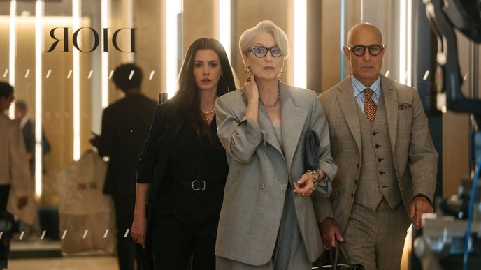 Wenn du „Der Teufel trägt Prada“ liebst, wirst du diese 5 Filme und Serien verschlingen
