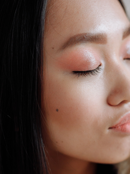 „Blush Tailoring”: Dieser Make-up-Trick passt dein Blush genau deinem Hautton an