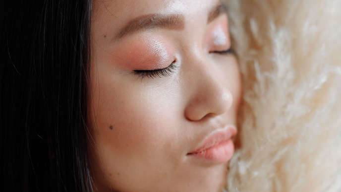 „Blush Tailoring”: Dieser Make-up-Trick passt jedes Blush genau deinem Hautton an