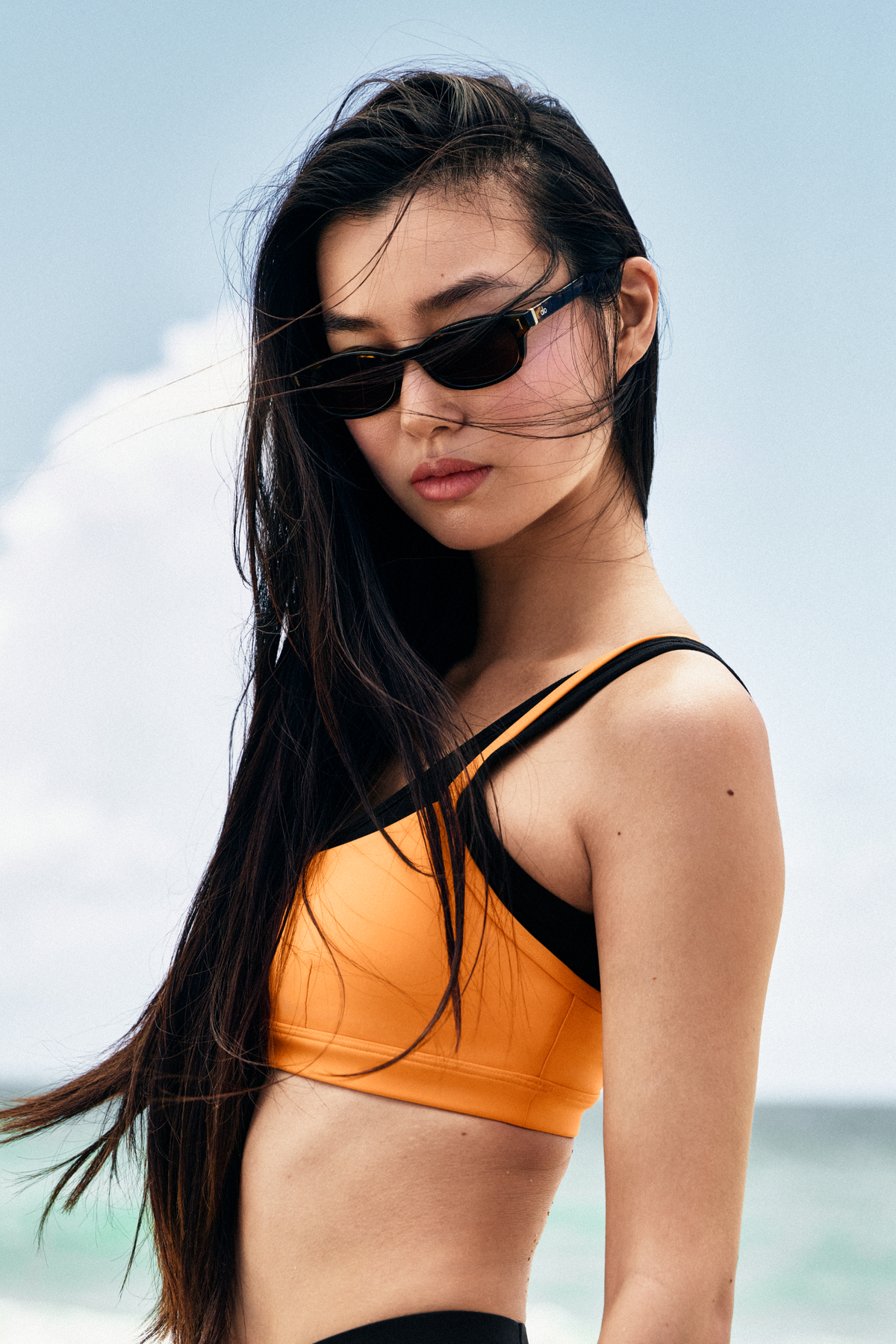 Estelle chen Alo Skinny Oval Sunglasses