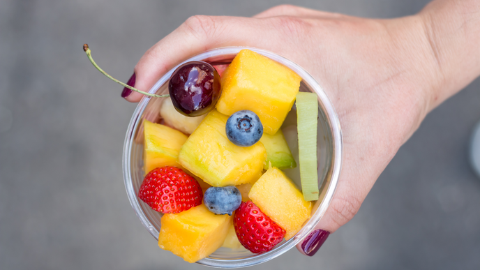 Obstsalat auf den Nägeln: Saftige „Fruit Nails” sind die süßeste Sommer-Maniküre