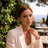 Kurzhaarfrisur: Von Pool bis Party – der „Tucked Pixie” macht im Sommer alles mit