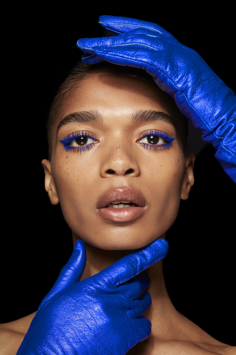 Blaue Mascara