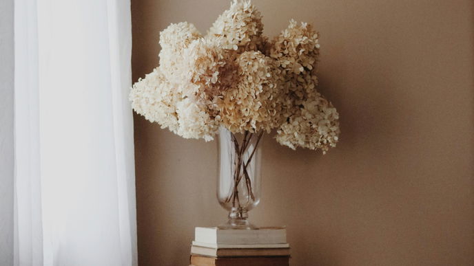 5 Deko-Pieces von H&M Home in der Trendfarbe des Herbstes, die dein Zuhause sofort upgraden